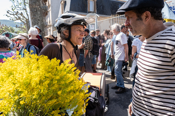Cycla ciao : à Millau, l'opposition à Cyclamen s'intensifie avec une seconde manifestation