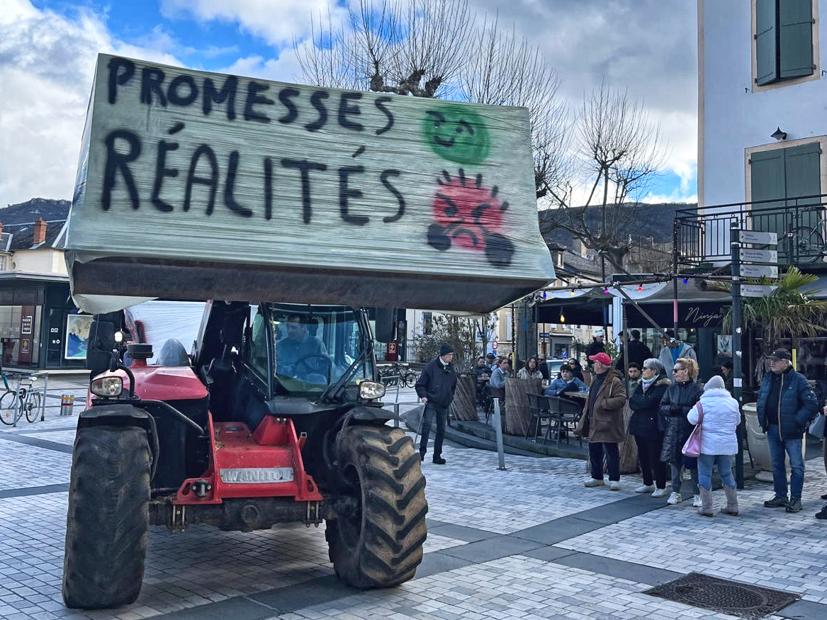 Projet Cyclamen à Millau : la rue dit non au discours du « tout est en règle 